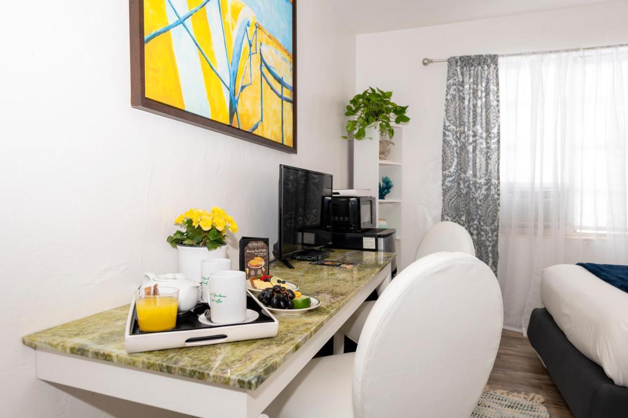 Miami Beach Suites & Bar Dış mekan fotoğraf